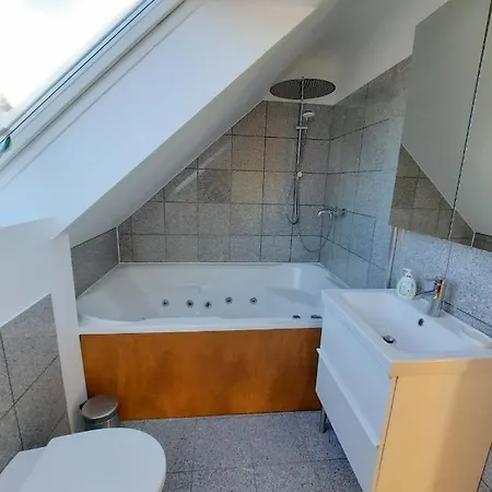 Luxurioeses Loft Mit Schoenem Blick Tremsbuettel Exterior photo